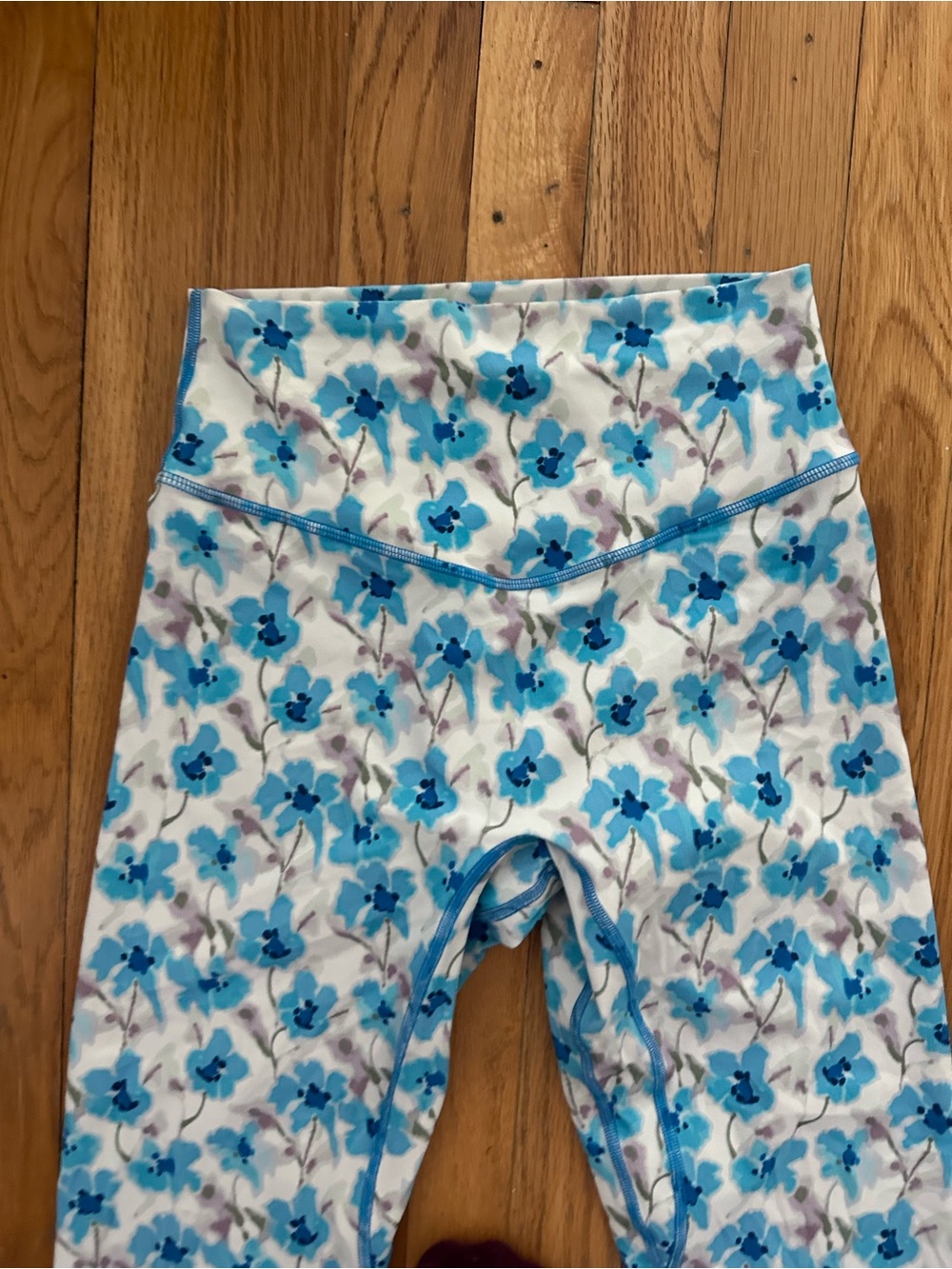 Vitality Cloud Set — Size Small - Picture 7 of 8